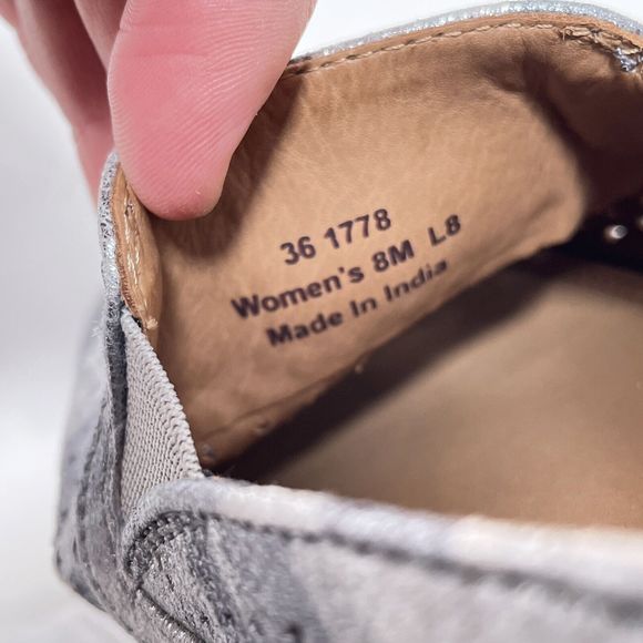 Trask Andi Perforated Metallic Suede‎ Loafer Flats Size 8 M Pewter Camo Shoes - Picture 10 of 10